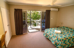 Sea Eagles Beach Resort | Beach Side Accommodation Mackay Hay Point